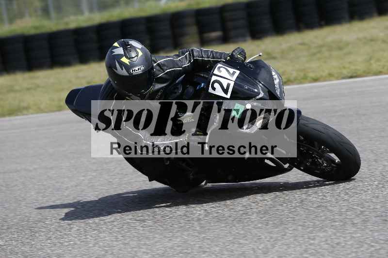 /Archiv-2024/14 25.04.2024 TZ Motorsport Training ADR/Gruppe gruen/22